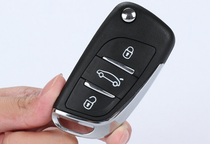 汽车遥控钥匙一般在哪里配(汽车遥控钥匙在哪里配?)