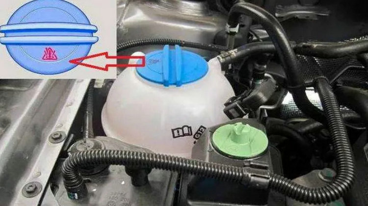 防冻液怎么换正确方法 发动机冷却液怎么换