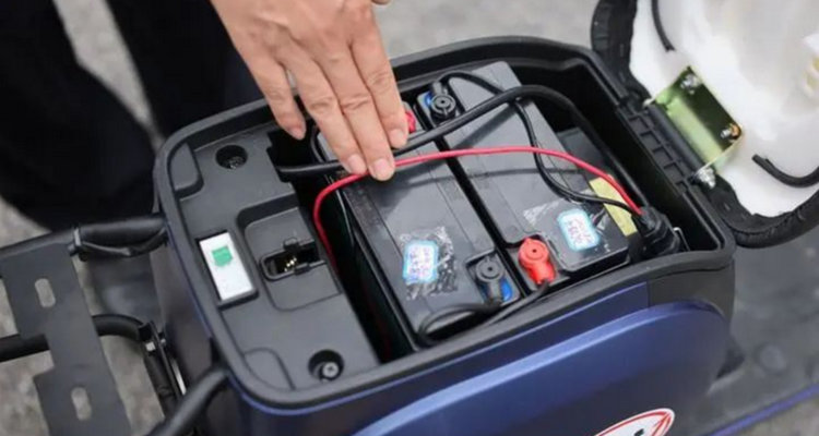现在电动车电池都是什么电池(现在电瓶车电池是什么电池)