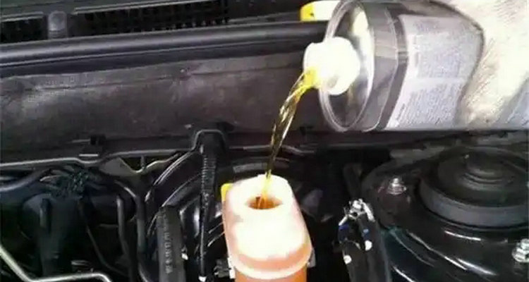 没有刹车油可以用什么油代替(怎么确定刹车总泵坏了)
