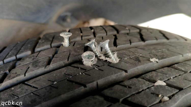 轮胎有时候会发出异响怎么回事
