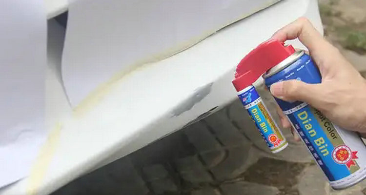 车掉漆了自己怎么补漆 汽车补漆的方法和步骤