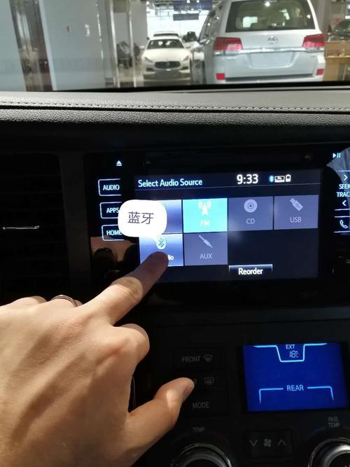 丰田汽车按下触屏键后为什么不见了导航(丰田汽车导航怎么连接手机)