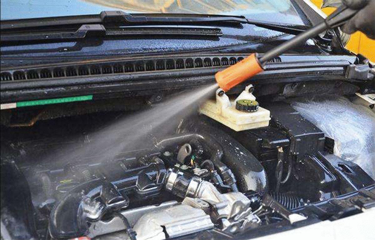 发动机为什么不能用水清洗 汽车发动机为什么不能泡水