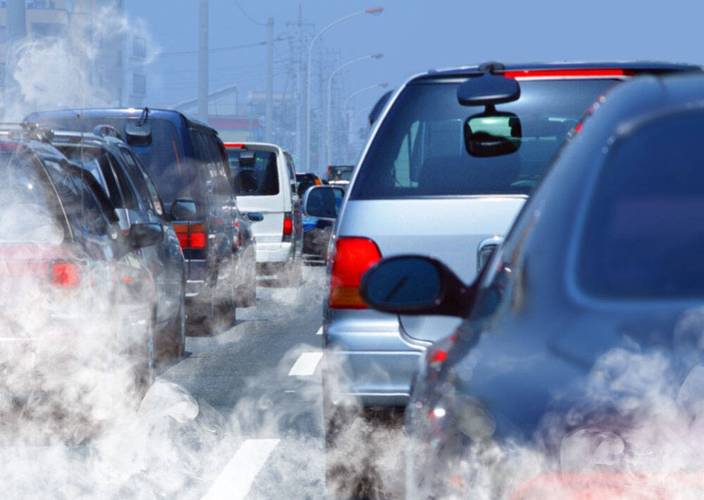 为什么汽车会污染环境(汽车污染环境为什么不禁止)