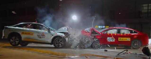 汽车碰撞为什么起火(汽车碰撞测试视频)