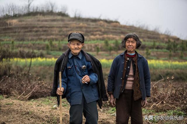 结婚女的比男的大两岁好么，女比男大两岁寓意