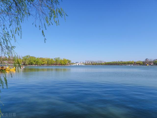 十月份那天属鼠，2022 年10月份黄历