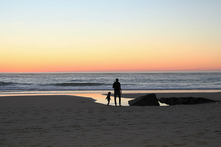 sunset-father-beach-family-preview.jpg