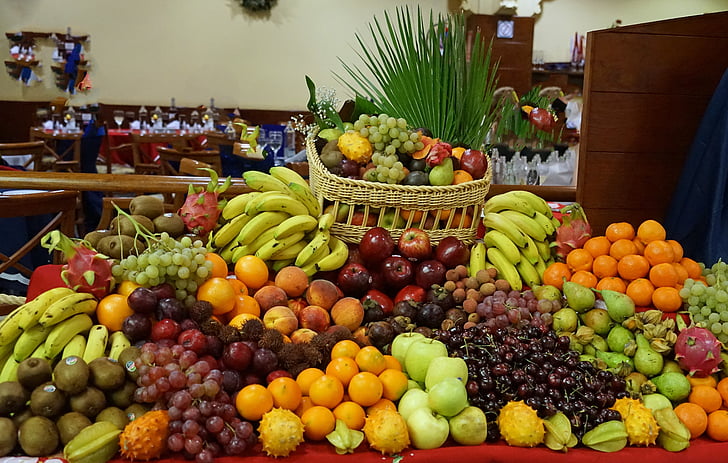 fruit-fruit-buffet-bananas-oranges-preview.jpg