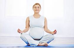 孕妇瑜伽的好处 孕妇练习瑜伽的9大注意事项