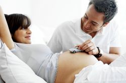 孕晚期肚子变硬是怎么回事 能判别男女吗