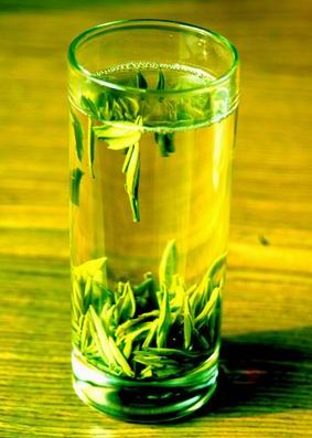 绿茶的功效与作用 减肥降低血压及胆固醇